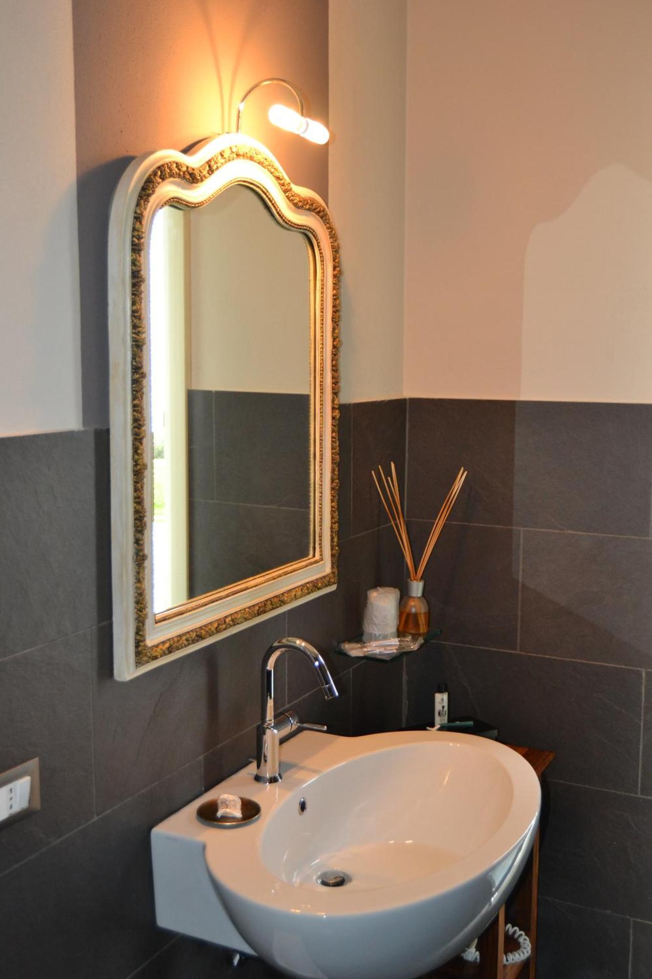 Relais Borgo Del Gallo Acqui Terme Chambre photo
